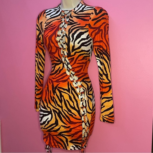 NWT Orange Tiger Print Drawstring Stretchy Mini Dress - Small - Picture 2 of 9